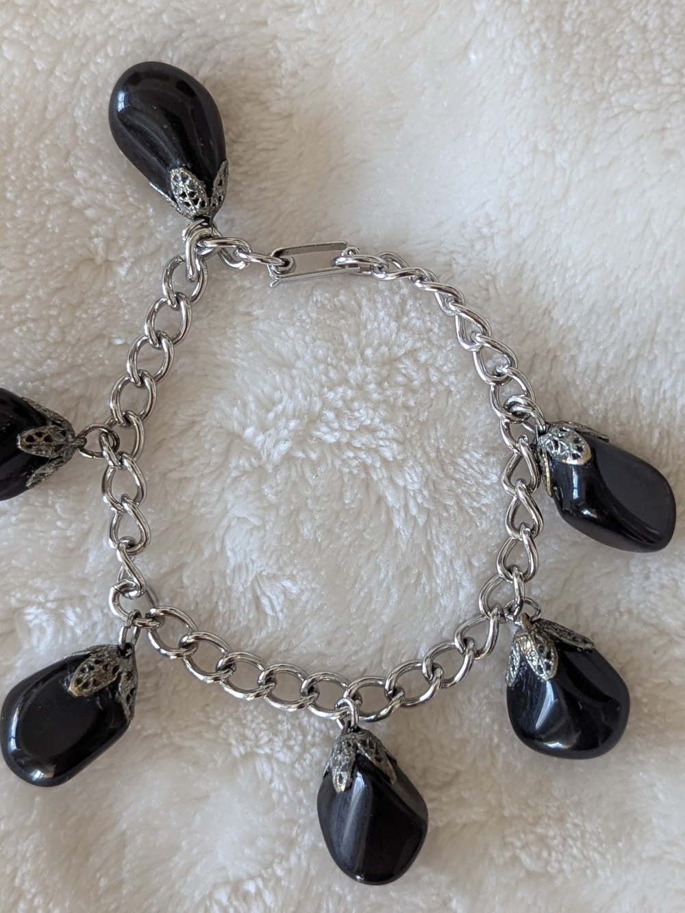 Vintage Black Teardrop Charm Bracelet - Silver Chain
